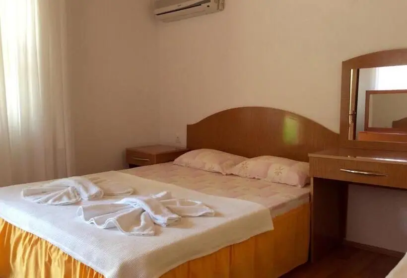 Standard Kolmen Hengen Huone Parveke, Sunset Boutique Hotel & Apartments