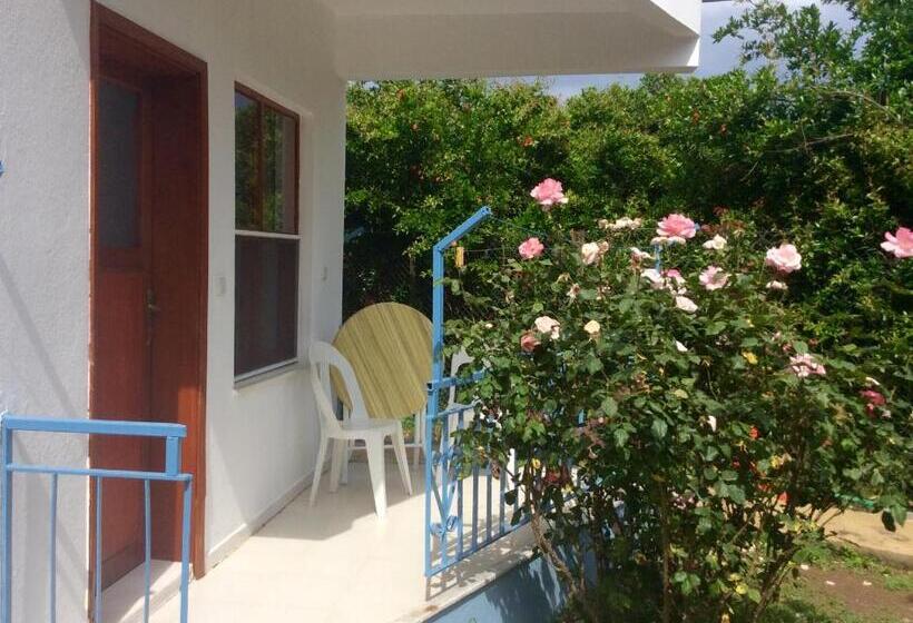 اتاق راحتی سه تخته, Sunset Boutique Hotel & Apartments