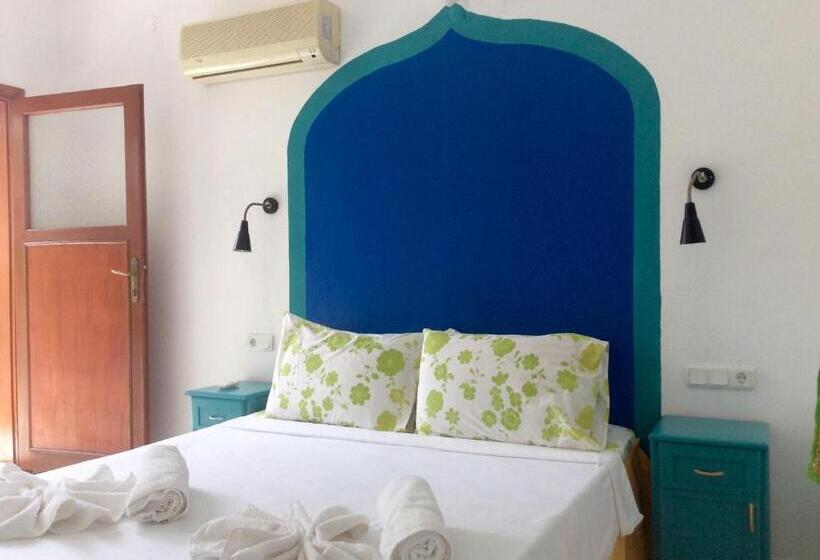 اتاق راحتی سه تخته, Sunset Boutique Hotel & Apartments