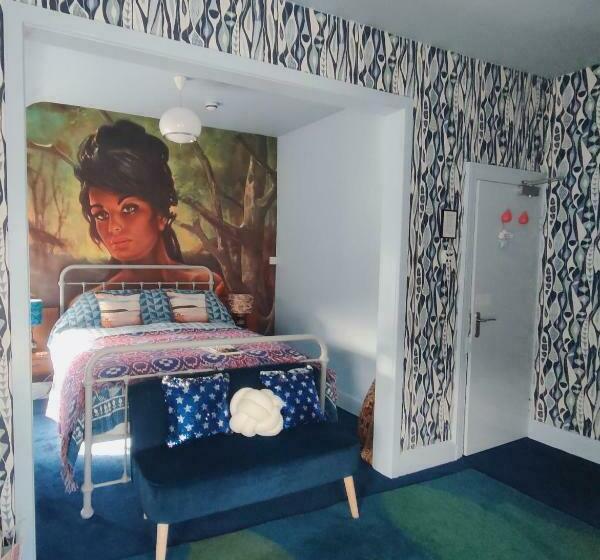Quarto Estandar, Number 18
