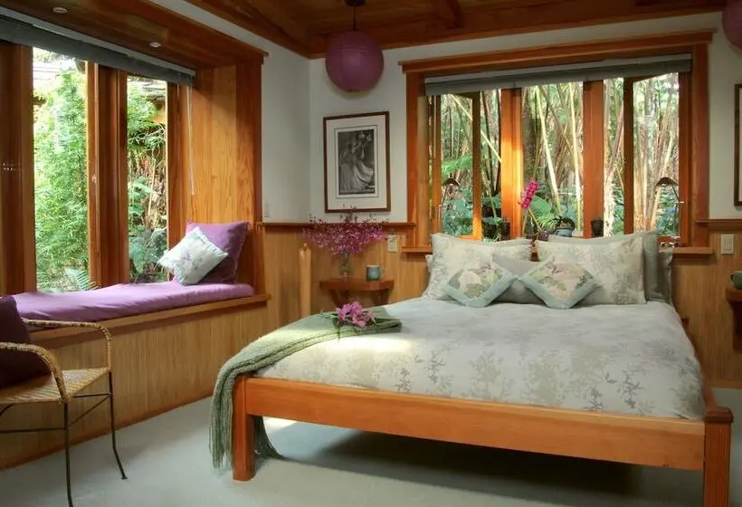 １ベッドルームハウス, Volcano Rainforest Retreat