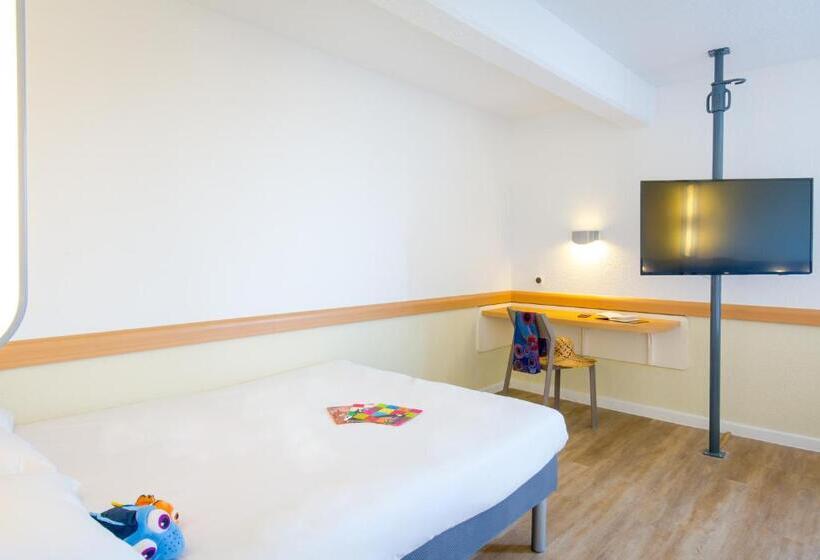 Номер Стандарт Трехместный, Ibis Budget Fréjus St Raphaël Centre