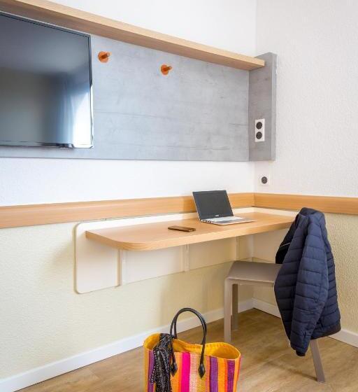 Номер Стандарт Трехместный, Ibis Budget Fréjus St Raphaël Centre