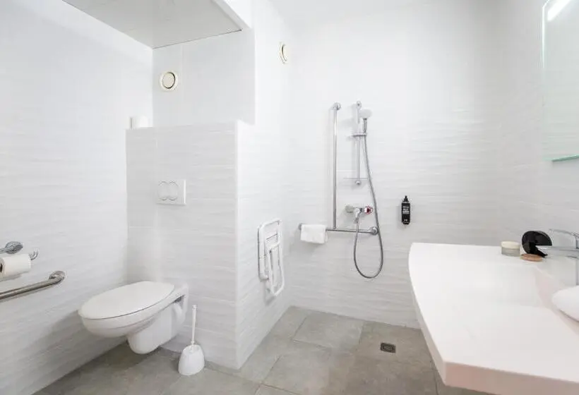 اتاق استاندارد سه نفره, Ibis Budget Fréjus St Raphaël Centre