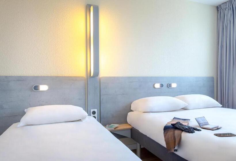 Номер Стандарт Трехместный, Ibis Budget Fréjus St Raphaël Centre