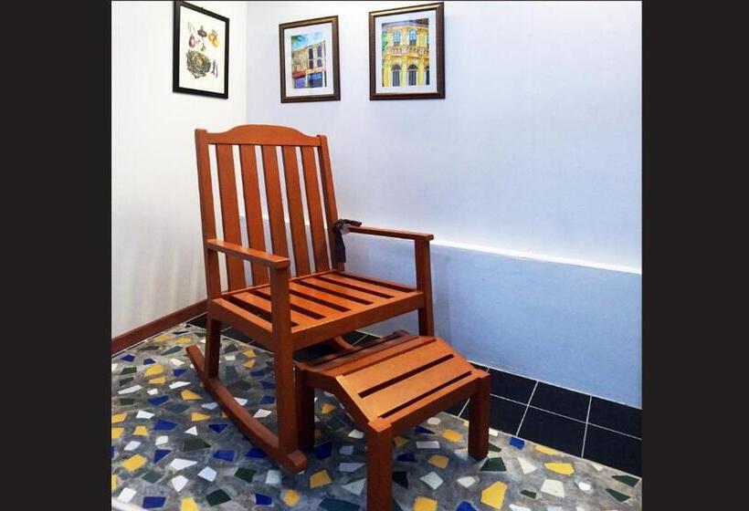 חדר משפחתי, Phuket Paradiso