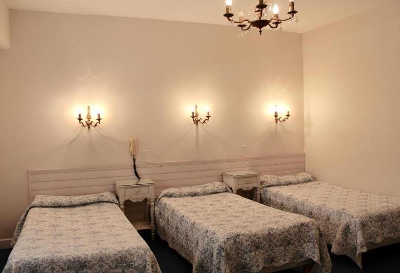 غرفة قياسية ثلاثية, Sainte Marie