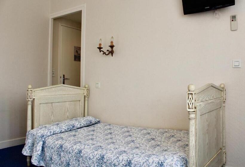 غرفة قياسية رباعية, Sainte Marie