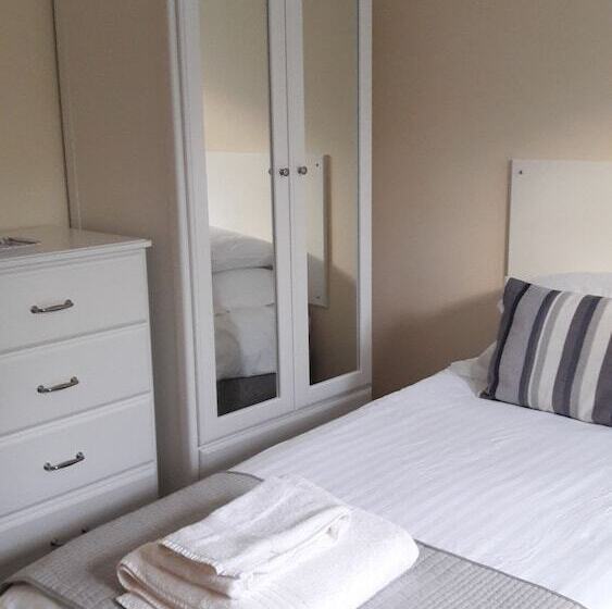 בית, חדר שינה 1, Kilmuir