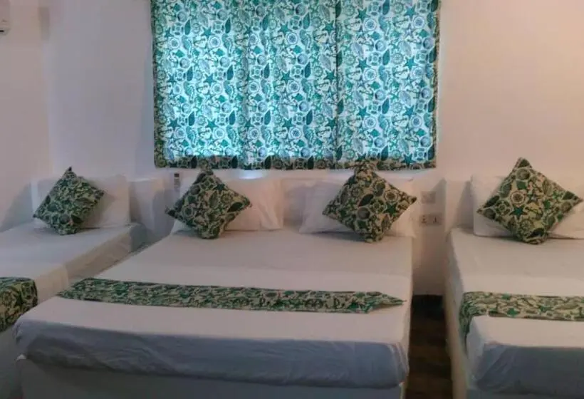 スタンダード４人部屋, Sunseabar Beach Resort
