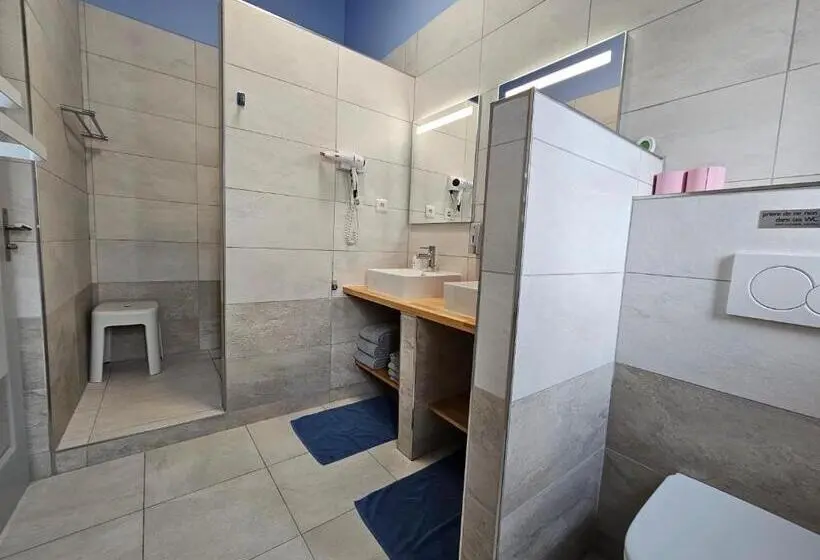 ファミリールーム, La Casa Del Arti  Chambres D Hotes