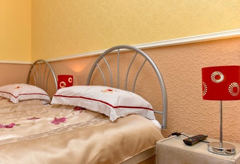 Номер Стандарт, The Warren Guest House