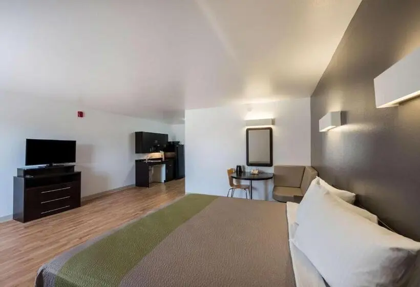 スイート, Studio 6mccarran, Nv  Sparks  Tahoe  Reno Industrial Center