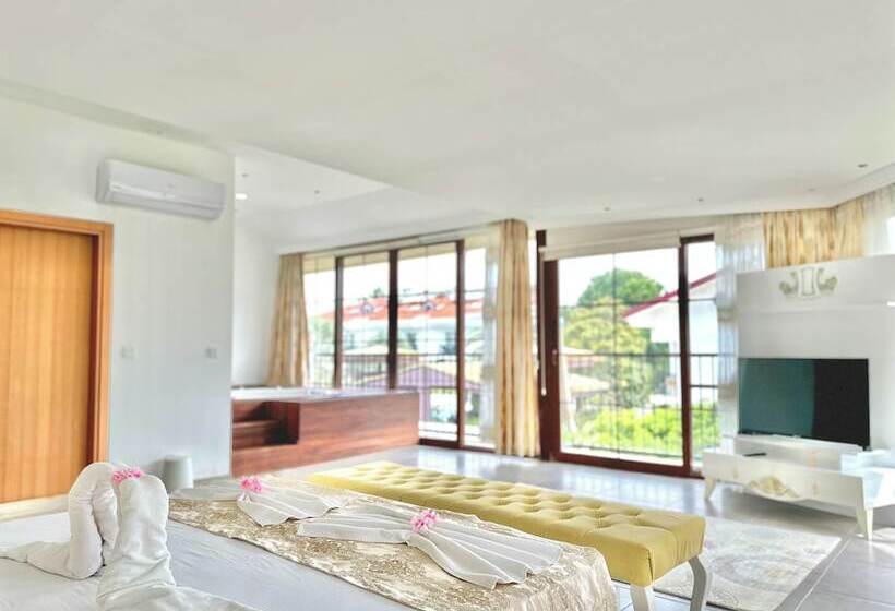 キングサイズベッドのスイートルーム, Zehra