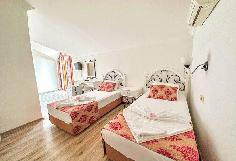 ファミリールーム, Zehra