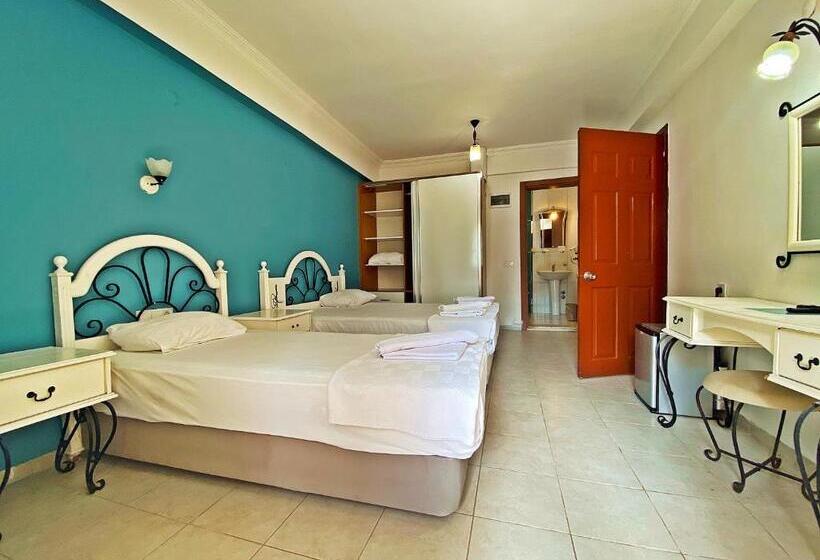 ガーデンビューファミリールーム, Zehra