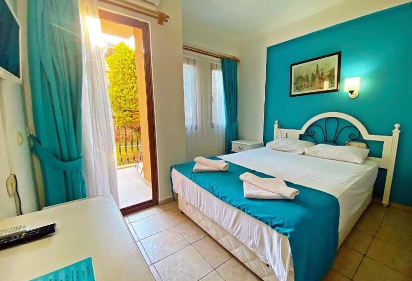 スタンダード４人部屋, Zehra