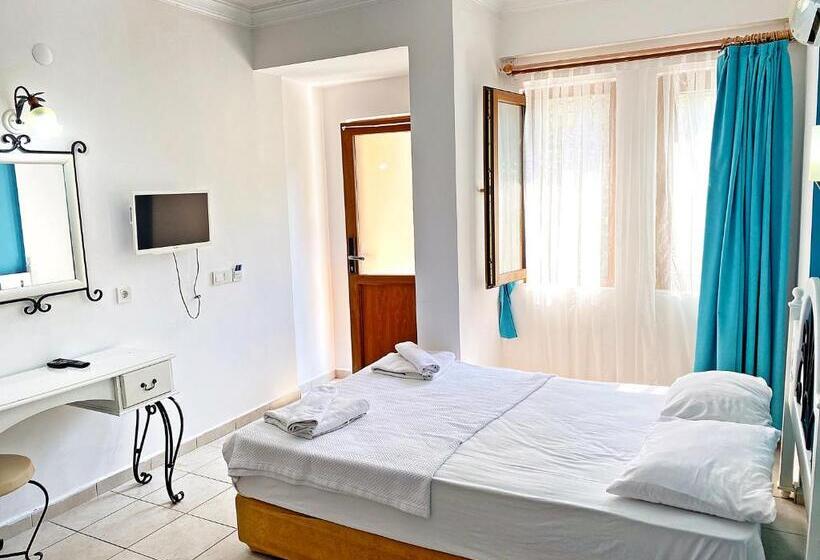 スタンダードトリプルルーム, Zehra