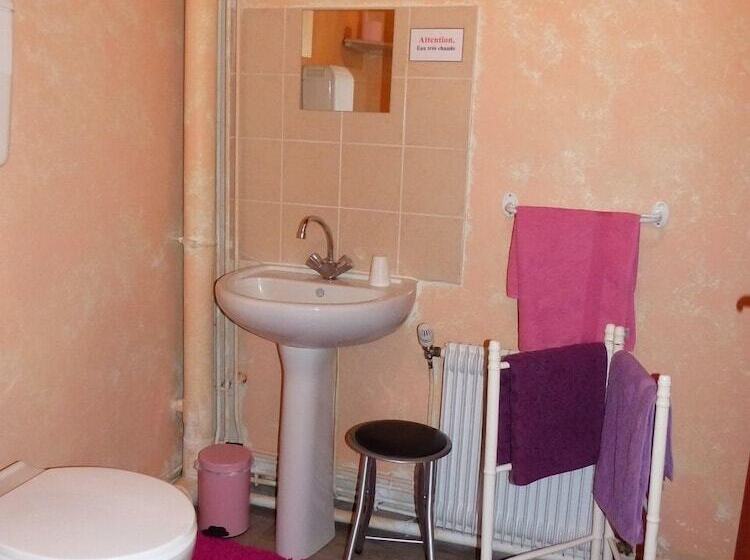 スタンダードトリプルルーム, Château De Montsablé