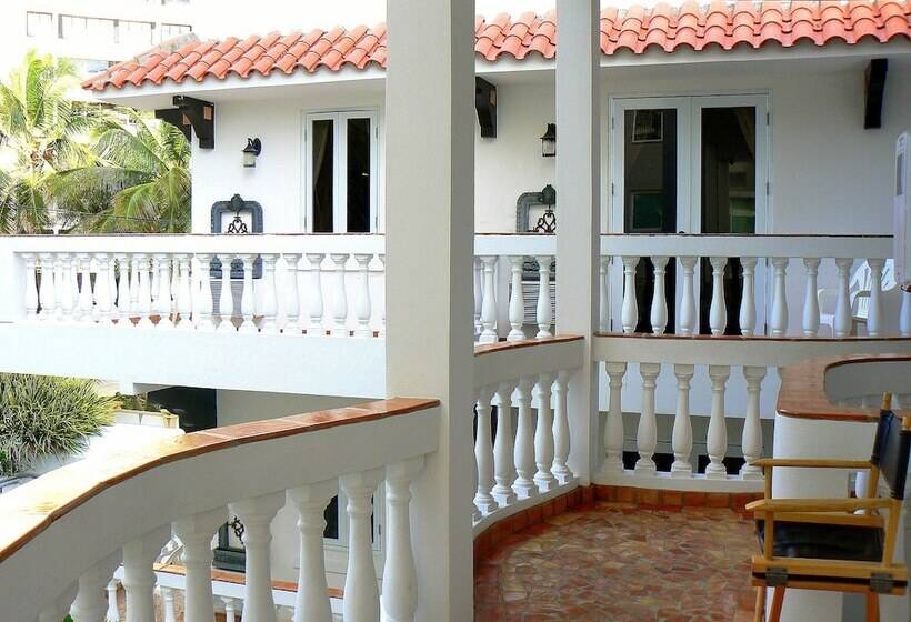 اتاق استاندارد با تخت دو نفره بزرگ, Acacia Boutique