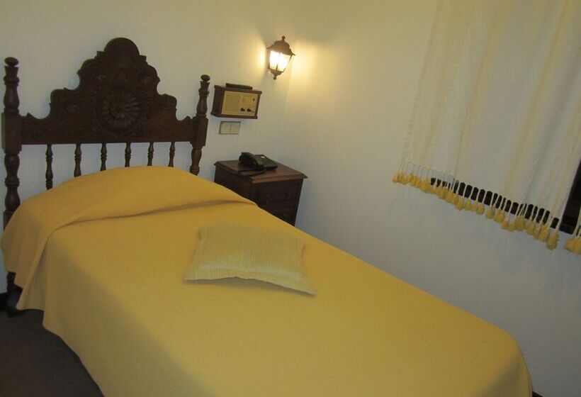 اتاق استاندارد یک نفره, Calatrava