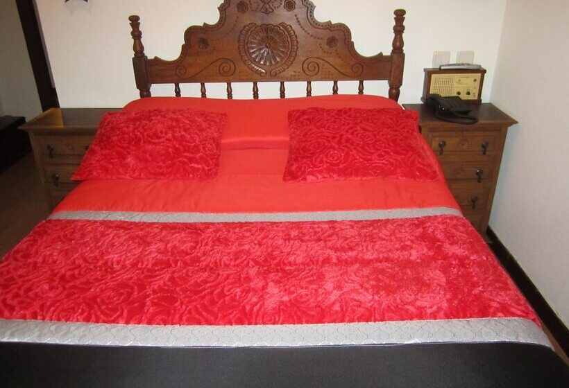 اتاق استاندارد یک نفره, Calatrava