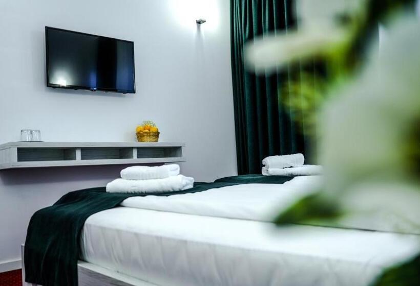 اتاق استاندارد, Cirus