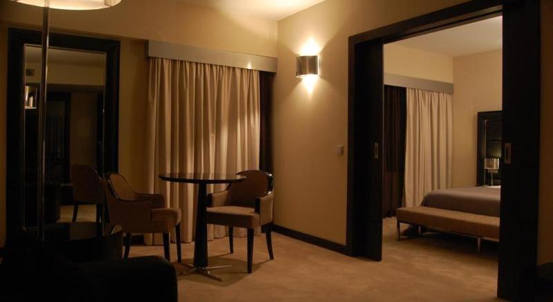 اتاق استاندارد, NH Coimbra Dona Inês