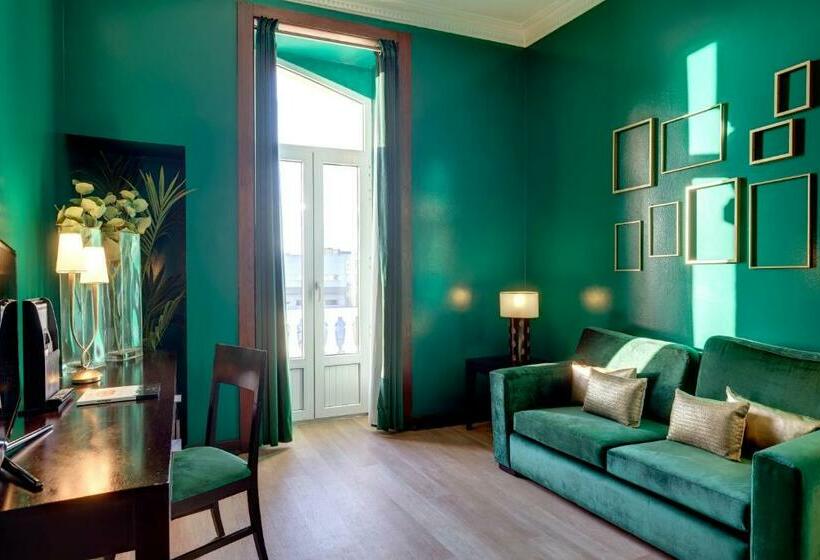 Люкс, Inglaterra  Charme & Boutique