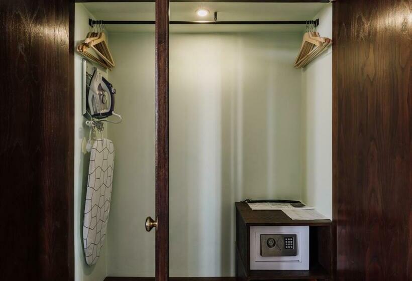 اتاق پرمیوم, Inglaterra  Charme & Boutique