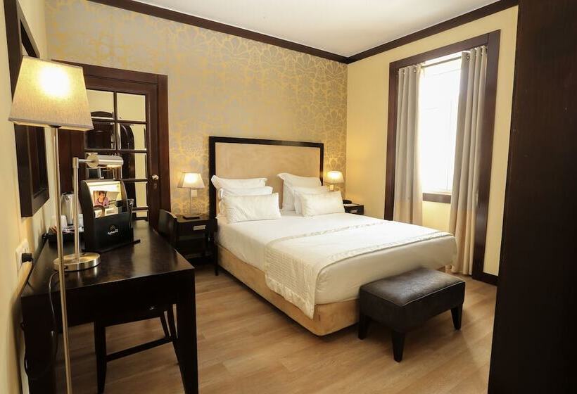 Номер Стандарт, Inglaterra  Charme & Boutique