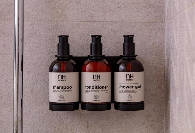 اتاق استاندارد سه نفره, NH Coimbra Dona Inês