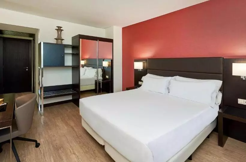 اتاق استاندارد, NH Coimbra Dona Inês