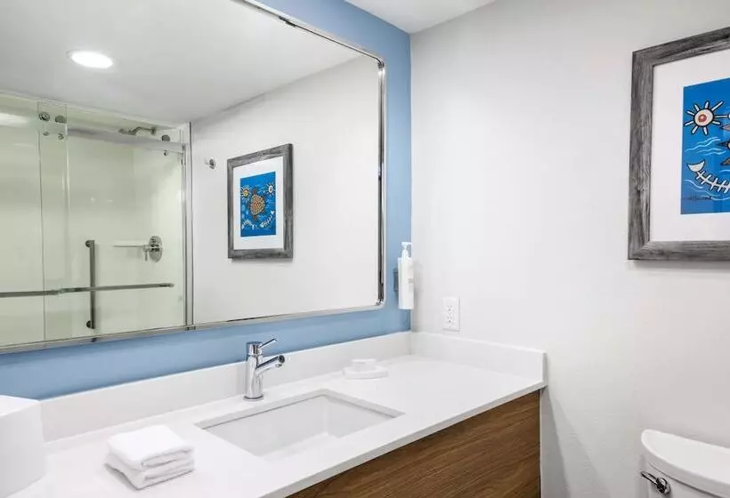 سوییت, Hampton Inn & Suites San Juan