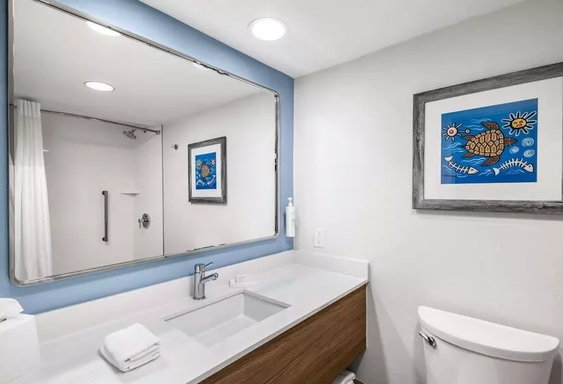 اتاق استاندارد با 2 تخت دوبل, Hampton Inn & Suites San Juan