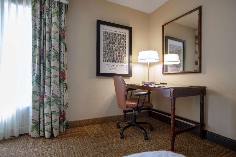 اتاق استاندارد با تخت بزرگ, Hampton Inn & Suites San Juan