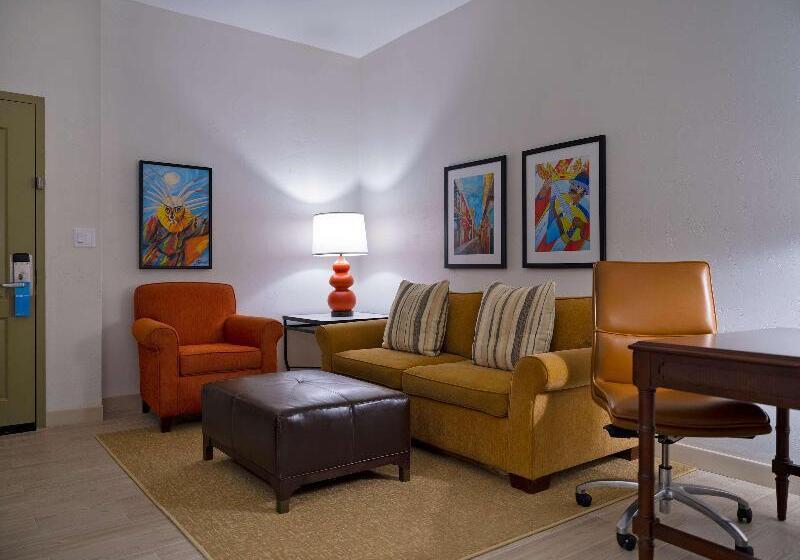 سوییت, Hampton Inn & Suites San Juan