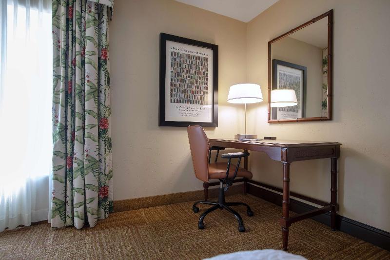 اتاق استاندارد با تخت بزرگ, Hampton Inn & Suites San Juan