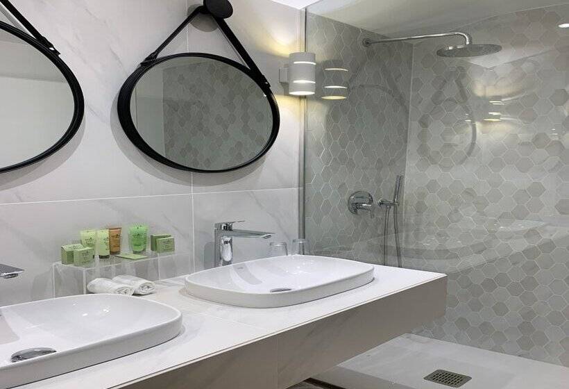 سوئیت جونیور با چشمانداز باغ, Vidamar Resort Hotel Madeira