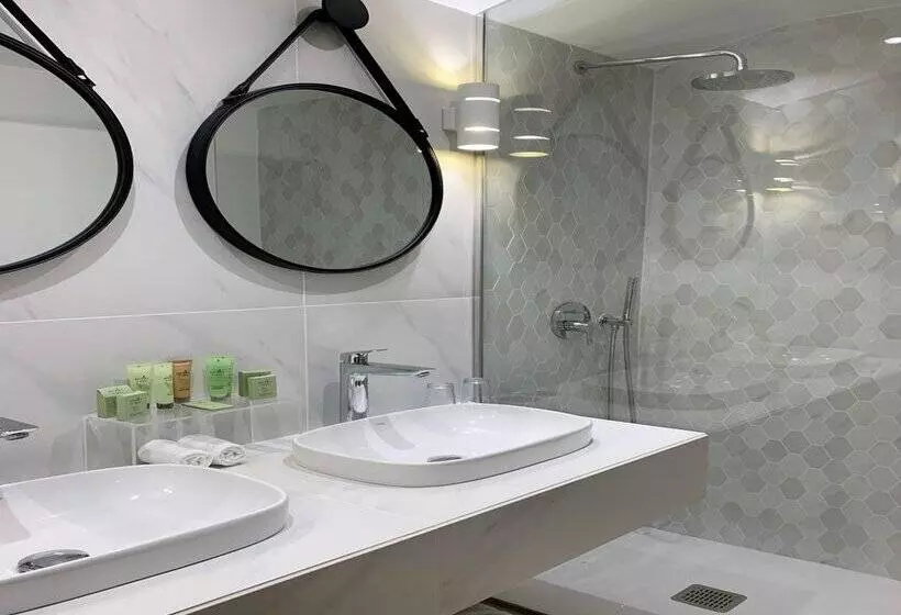 Juniorsviitti Puutarhanäkymä, Vidamar Resort Hotel Madeira