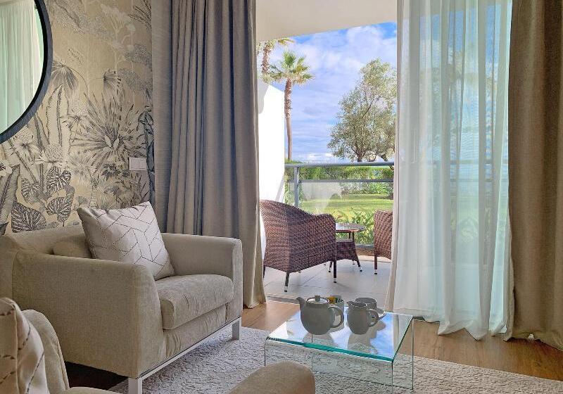 سوئیت جونیور با چشمانداز باغ, Vidamar Resort Hotel Madeira