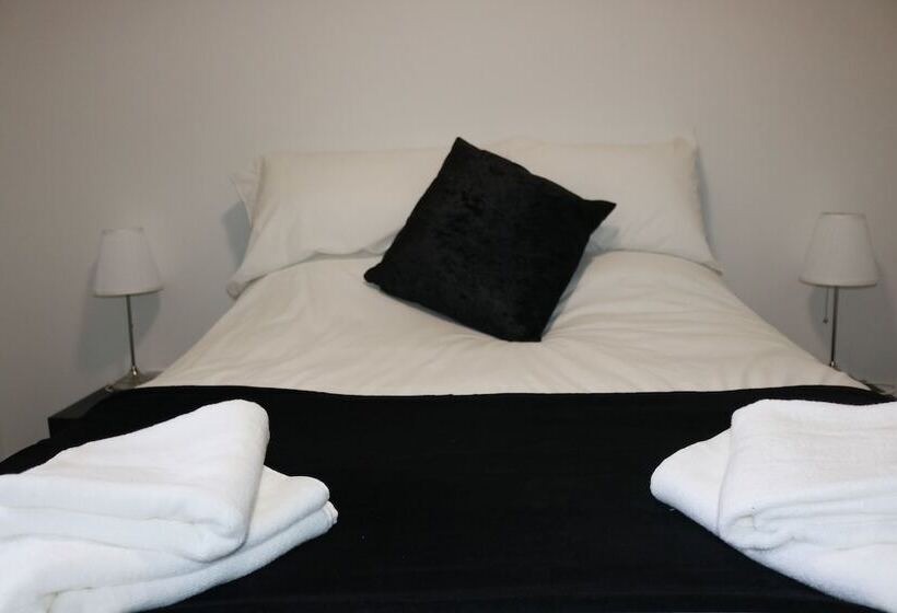 اتاق استاندارد, Moorside Lodge