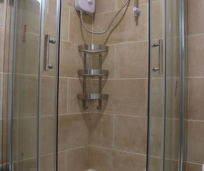 اتاق استاندارد, Moorside Lodge