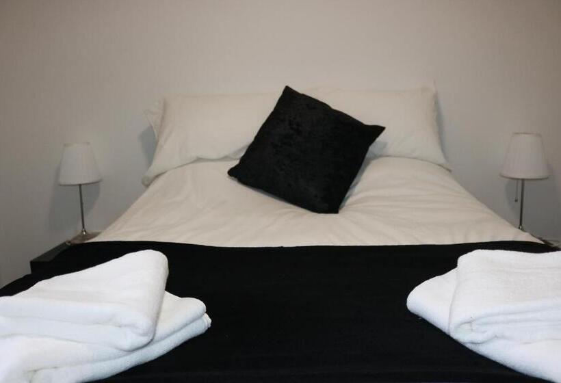 اتاق استاندارد, Moorside Lodge