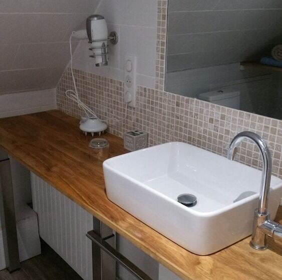 غرفة قياسية, La Cense Pierrot Des Princes