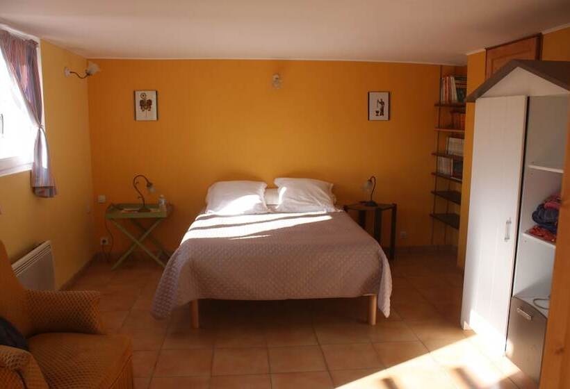 标准工作室, Presbytere De Jonquiere