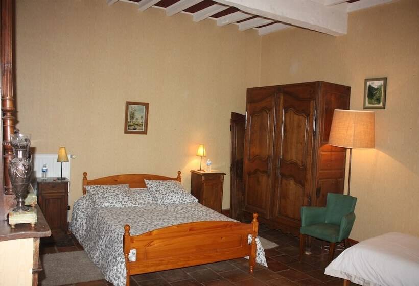 四人标准间, Presbytere De Jonquiere