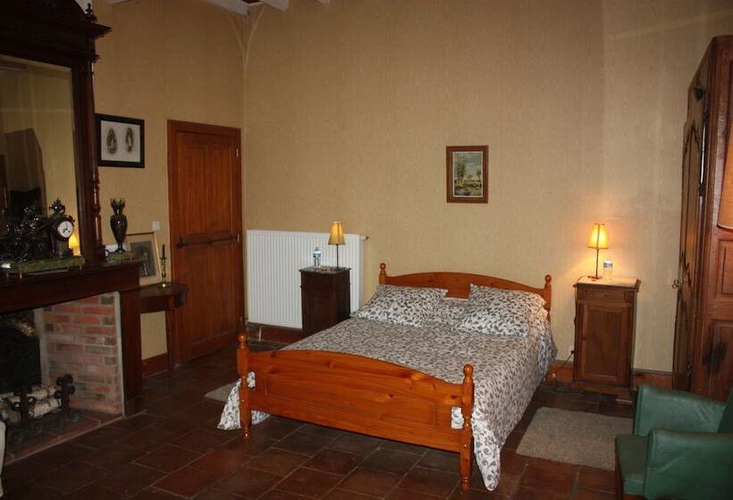 四人标准间, Presbytere De Jonquiere