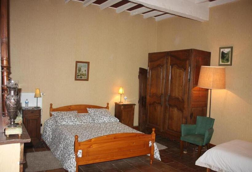 四人标准间, Presbytere De Jonquiere