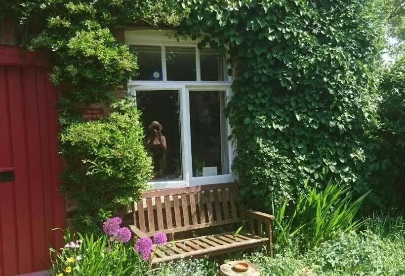 キングサイズベッドのスタンダードルーム, The Old Post Office B&b